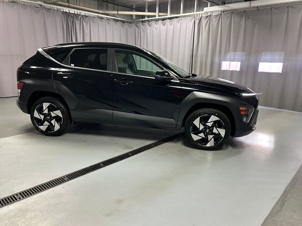 New 2026 Hyundai Kona Limited image 8
