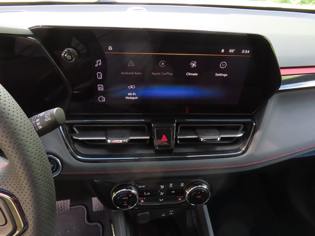 New 2026 Chevrolet TrailBlazer RS w/ Convenience Package AWD/4WD image 5