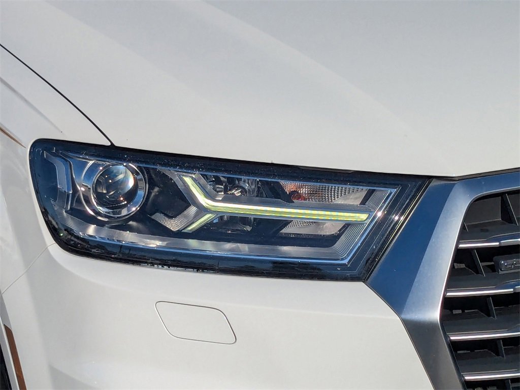 Used 2017 Audi Q7 3.0T Premium Plus w/ Premium Plus Package image 9