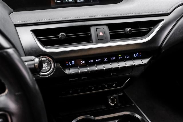 Used 2019 Lexus UX 200 w/ Premium Package FWD image 33