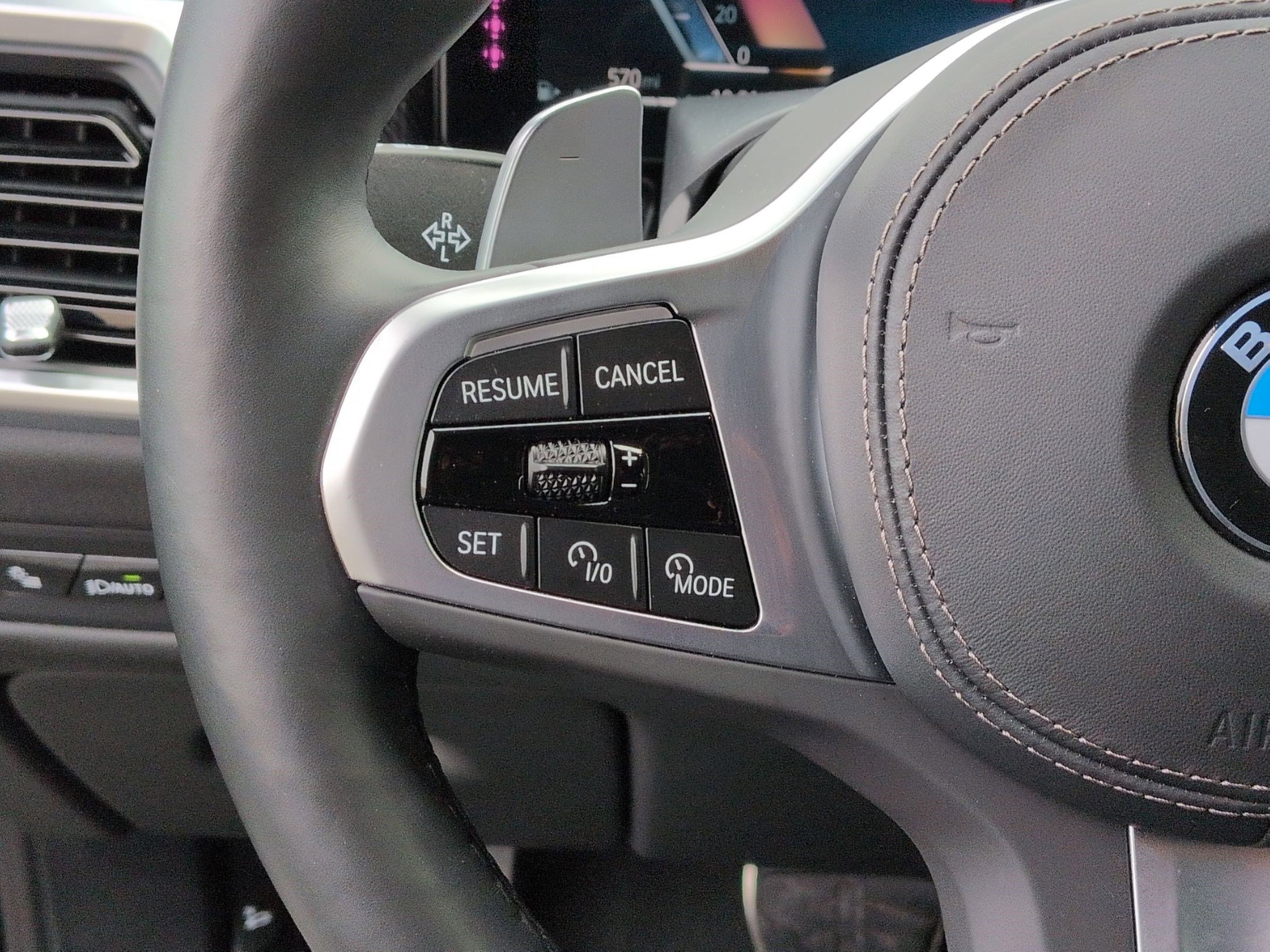 Used 2026 BMW X5 xDrive40i w/ M Sport Package AWD/4WD image 19