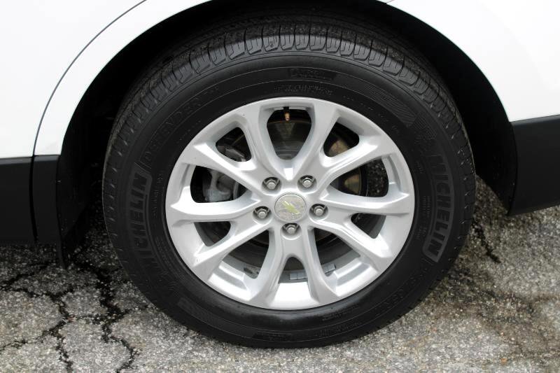 Used 2019 Chevrolet Equinox LS image 23