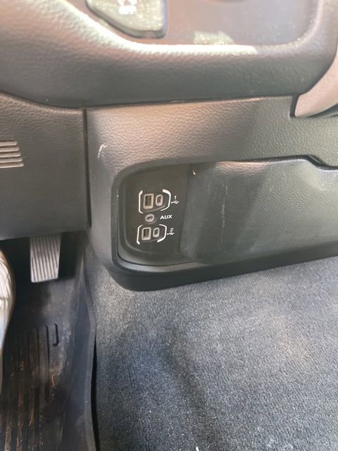 Used 2021 RAM 1500 Laramie AWD/4WD image 45