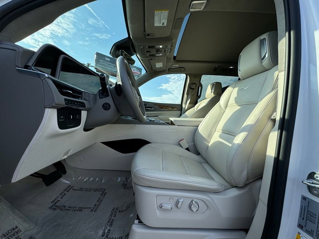 Used 2024 Cadillac Escalade Sport Platinum w/ LPO, ONYX Package AWD/4WD image 24