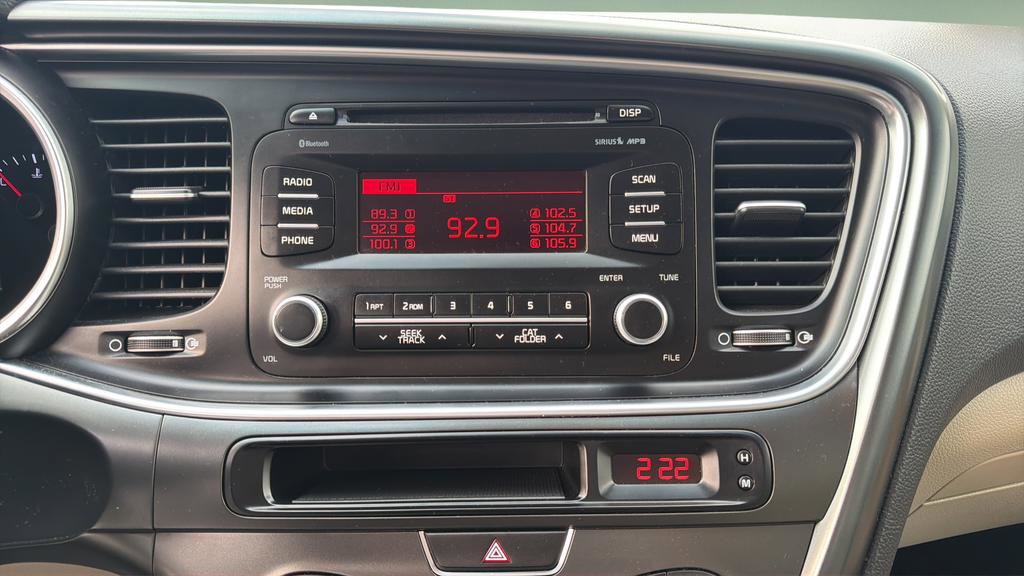 Used 2015 Kia Optima LX image 23