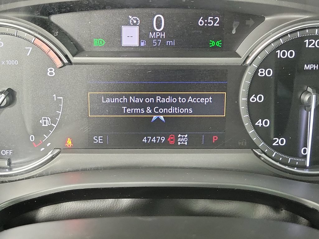 Certified 2024 Cadillac XT6 Premium Luxury w/ LPO, Floor Liner Package AWD/4WD image 27