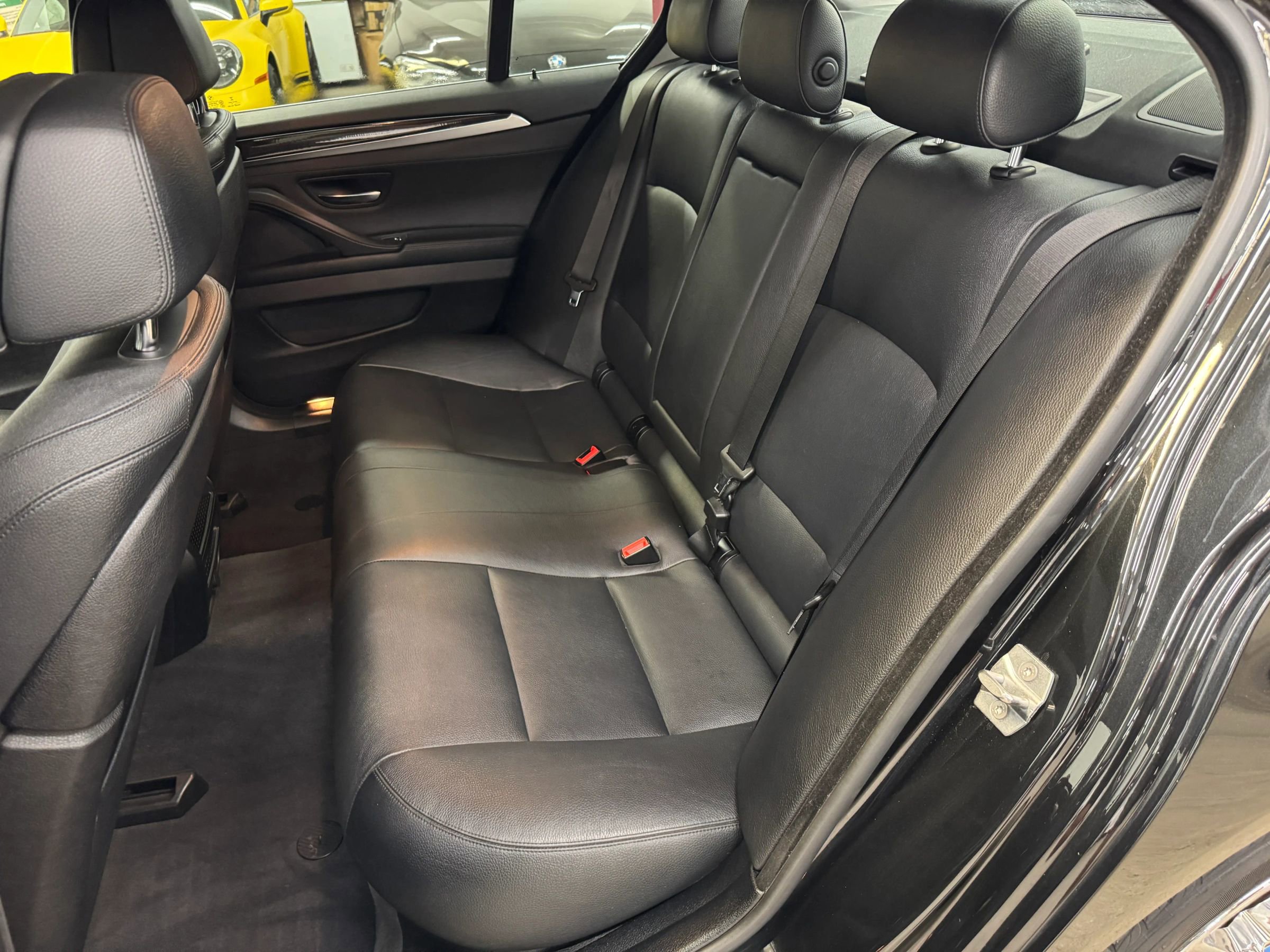 Used 2014 BMW 550i 550i Sedan 4D RWD image 15