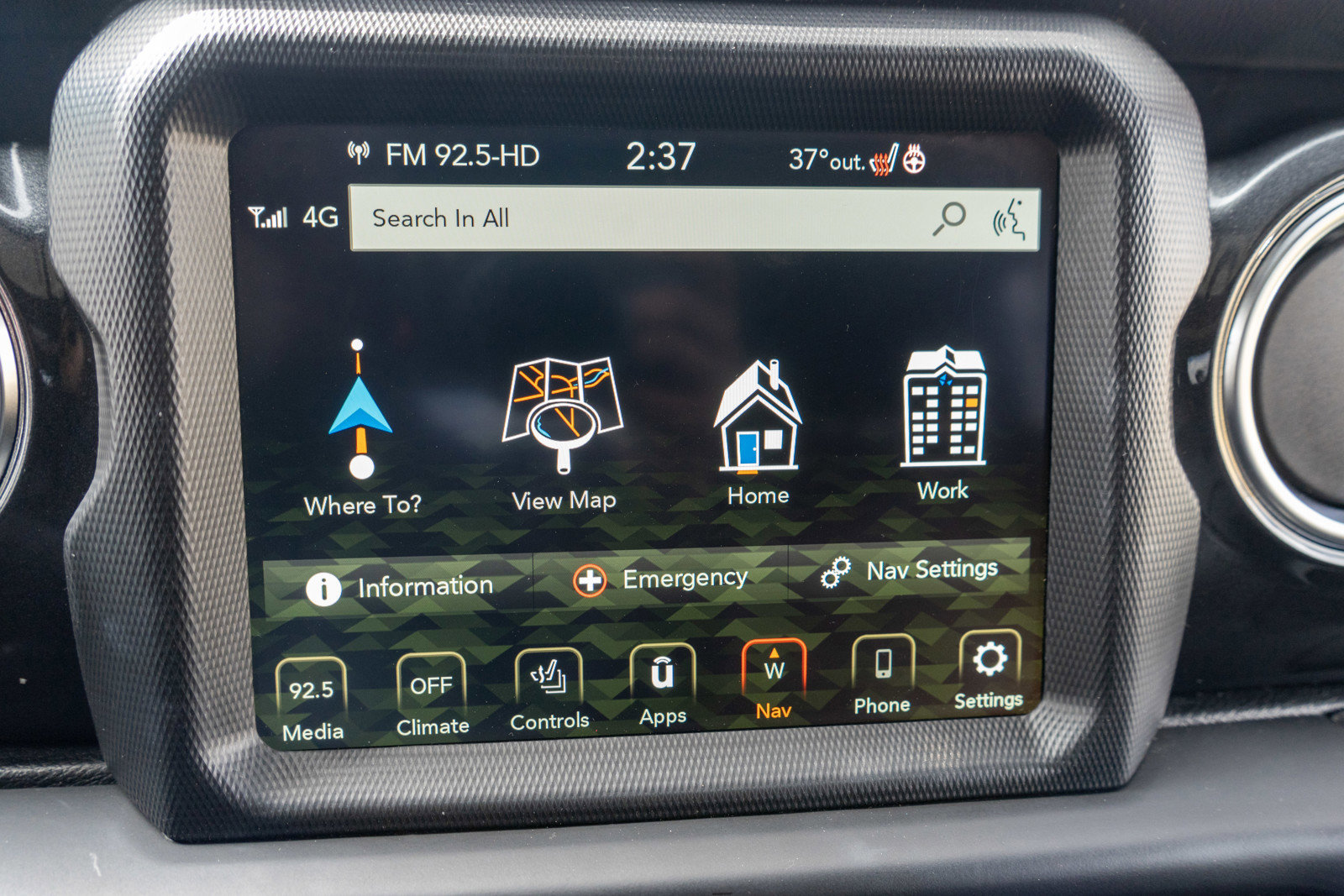 Used 2022 Jeep Wrangler Unlimited Sahara image 18