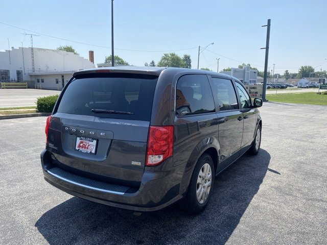 Used 2019 Dodge Grand Caravan SE image 5
