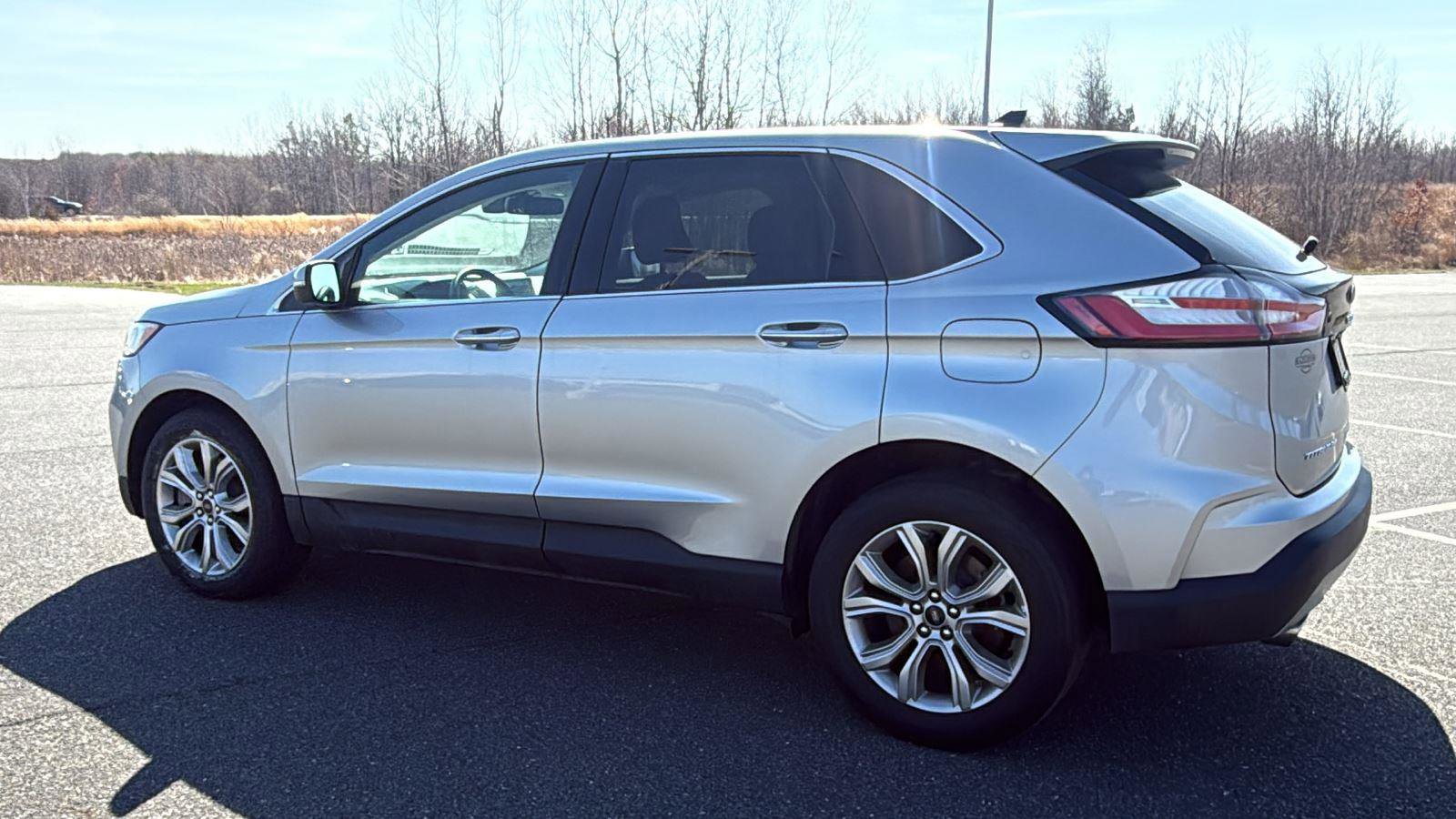 Used 2024 Ford Edge Titanium AWD/4WD image 10
