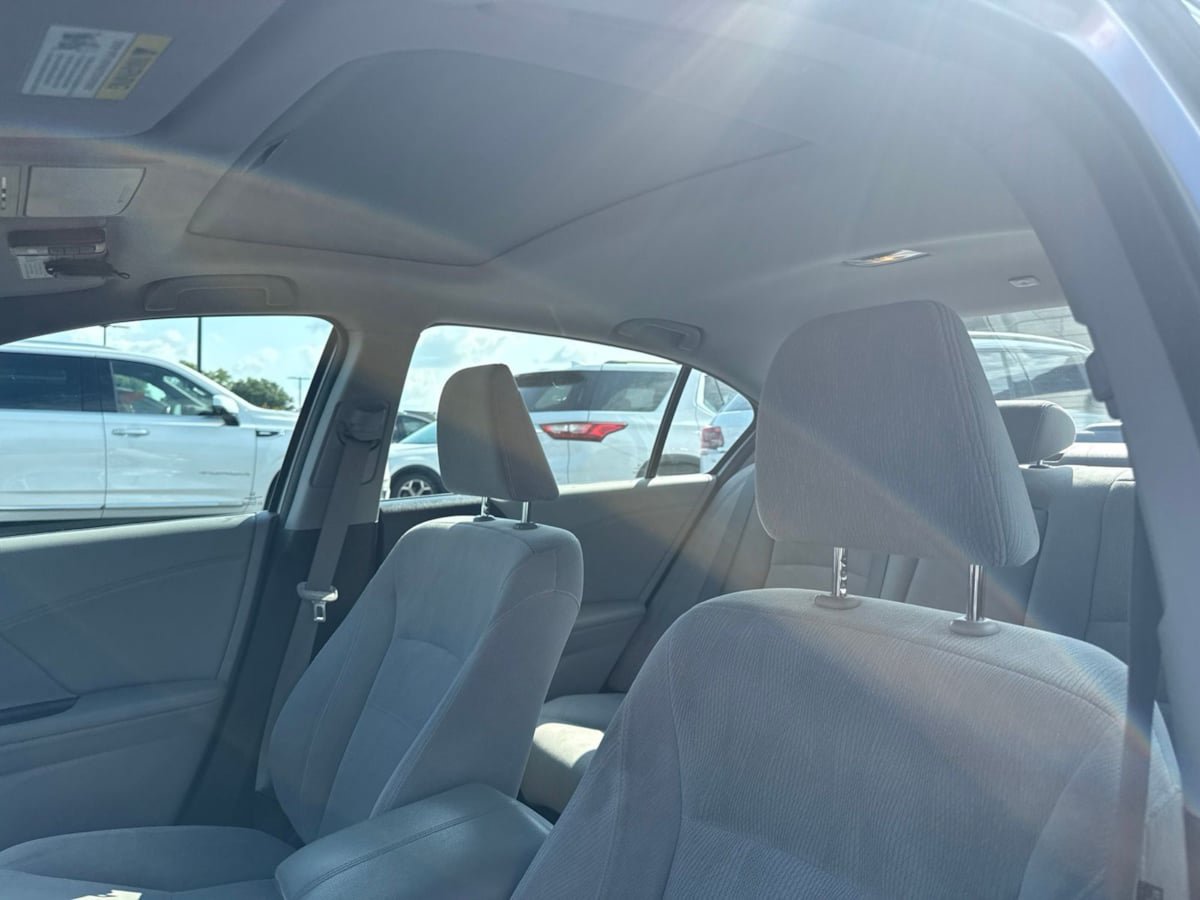 Used 2013 Honda Accord EX image 10