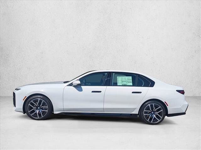 Used 2025 BMW 740i xDrive w/ Premium Package AWD/4WD image 9