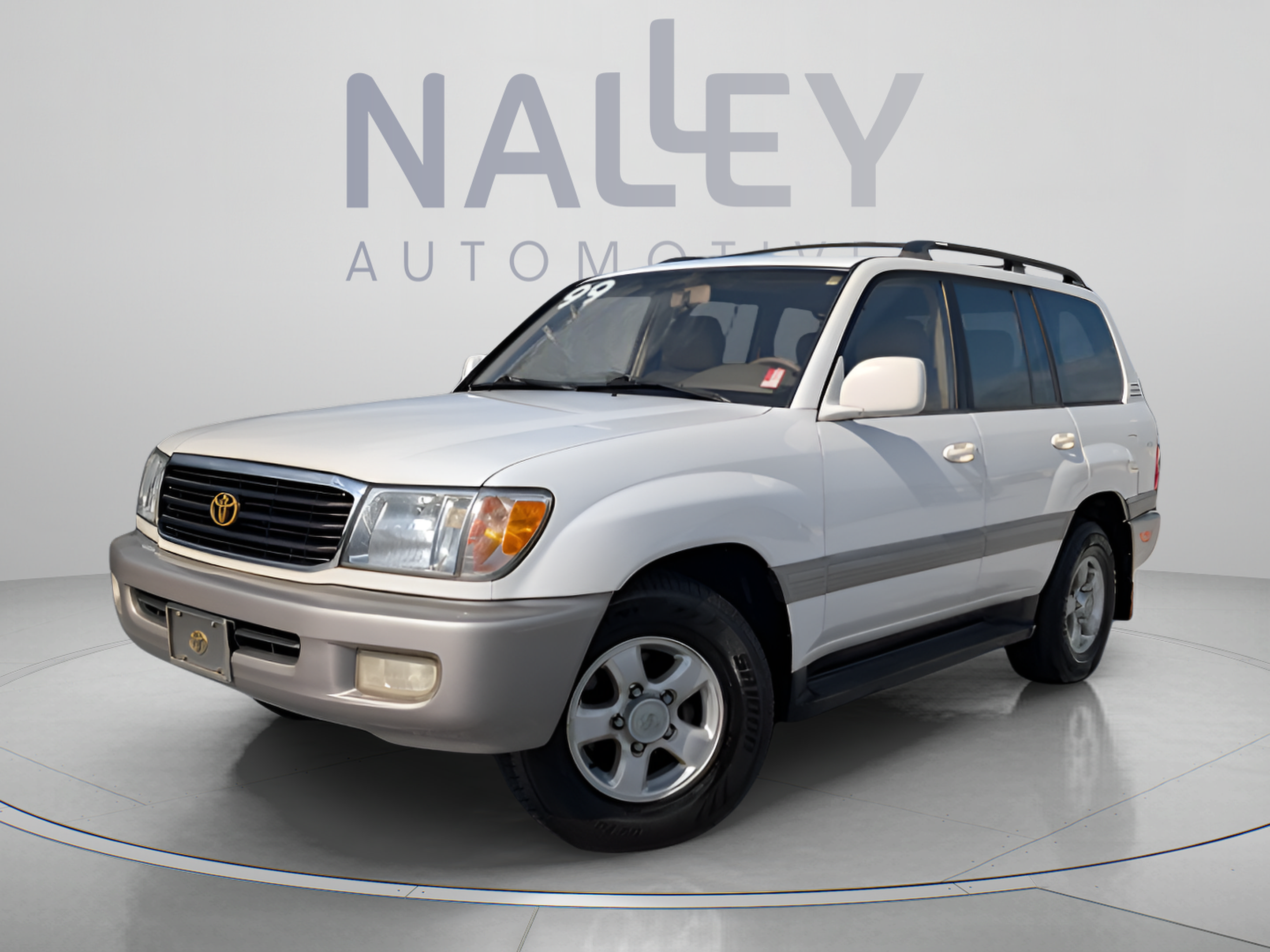 Used 1999 Toyota Land Cruiser AWD/4WD image 1