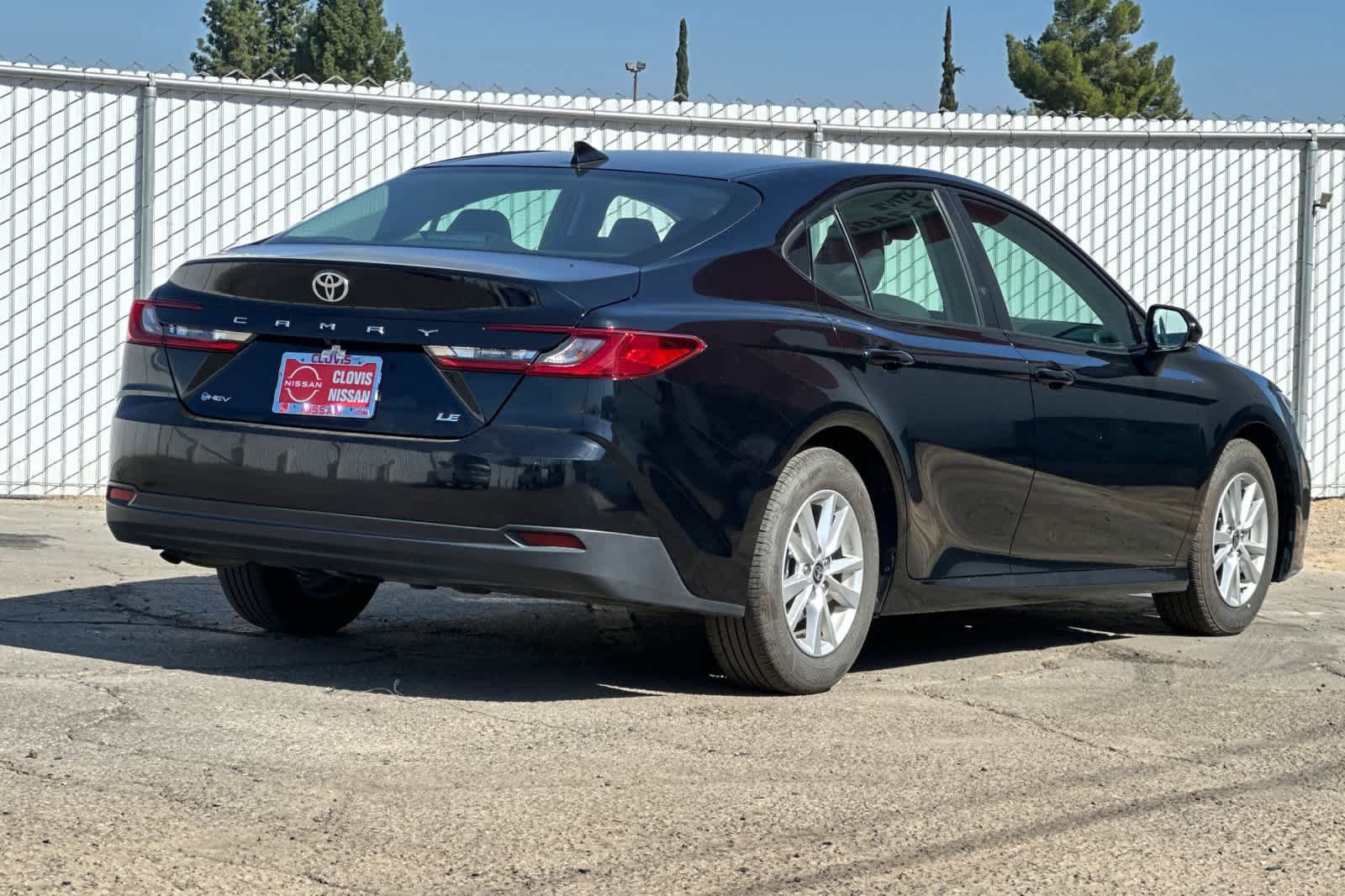 Used 2025 Toyota Camry LE FWD image 3