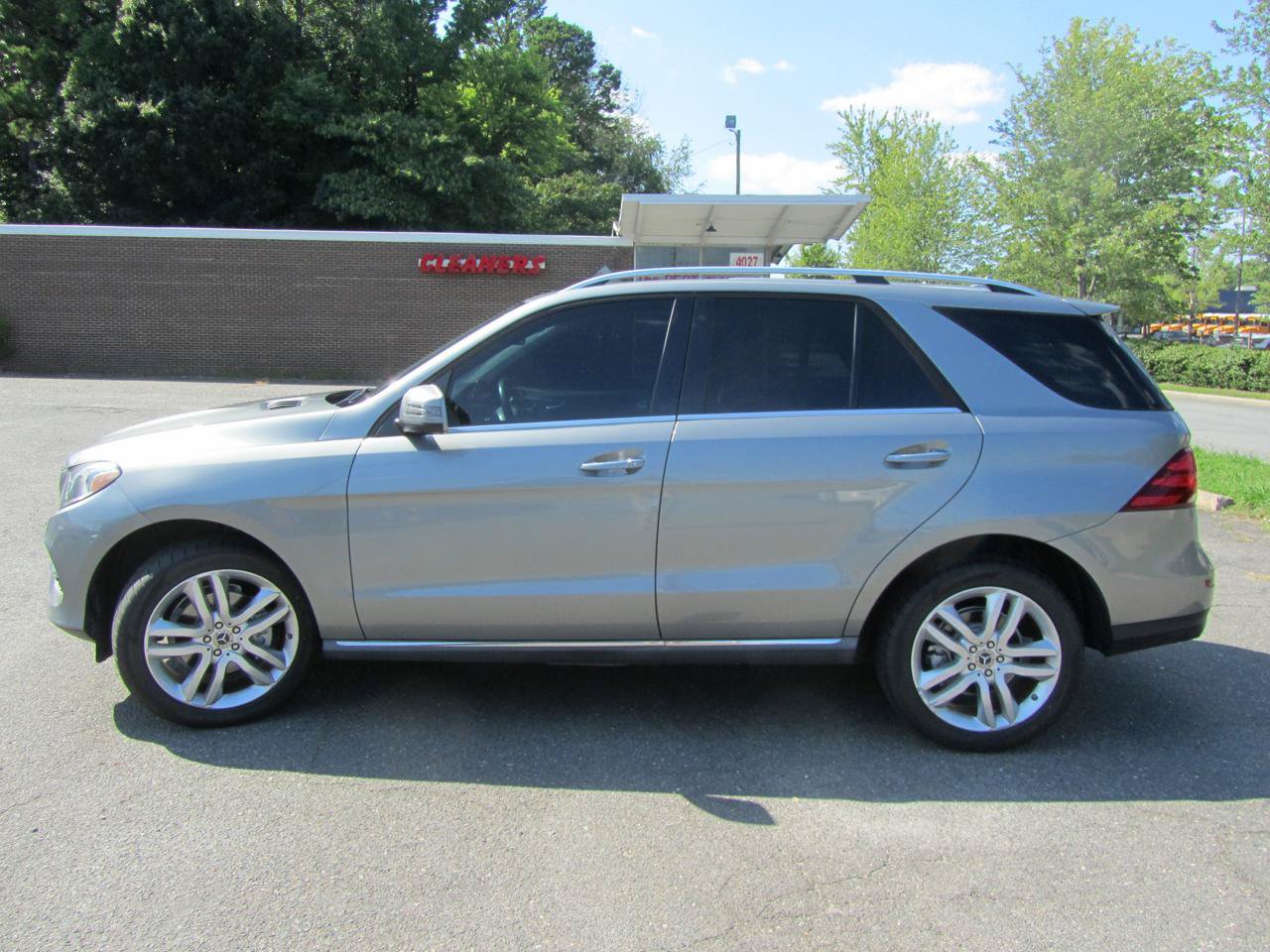 Used 2016 Mercedes-Benz GLE 350 w/ Premium Package image 7