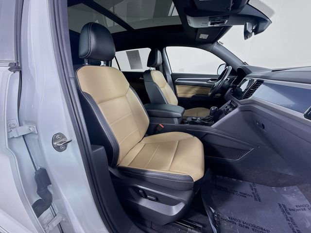 Used 2021 Volkswagen Atlas Cross Sport SEL R-Line image 28