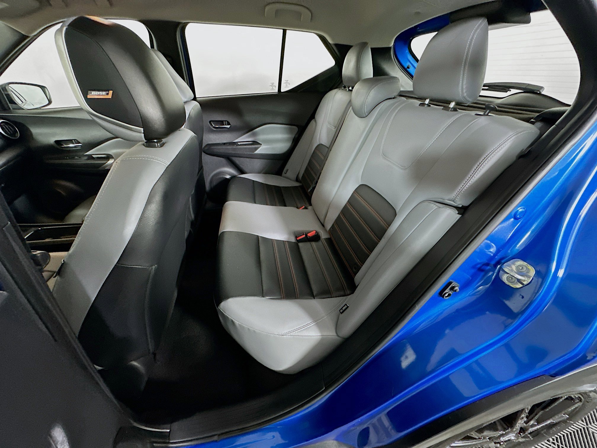 Used 2023 Nissan Kicks SR w/ SR Premium Package FWD image 26
