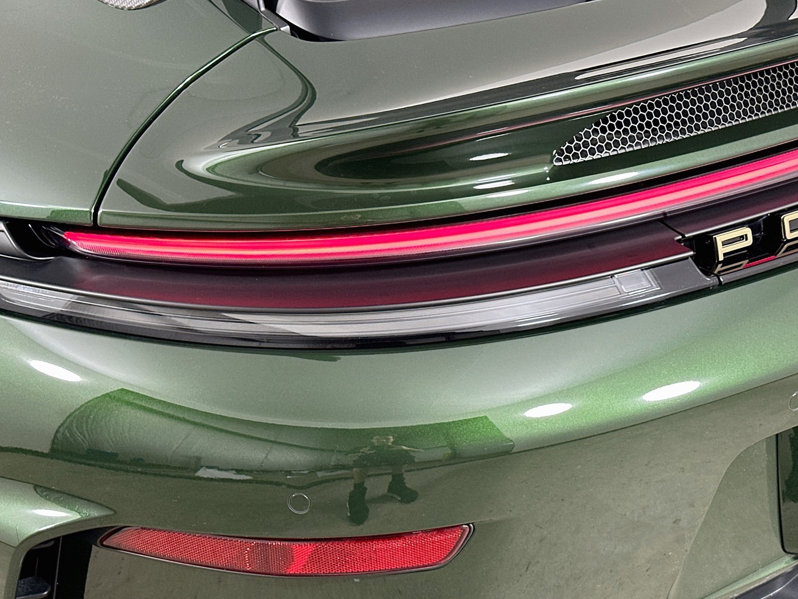 Used 2026 Porsche 911 GT3 RWD image 12