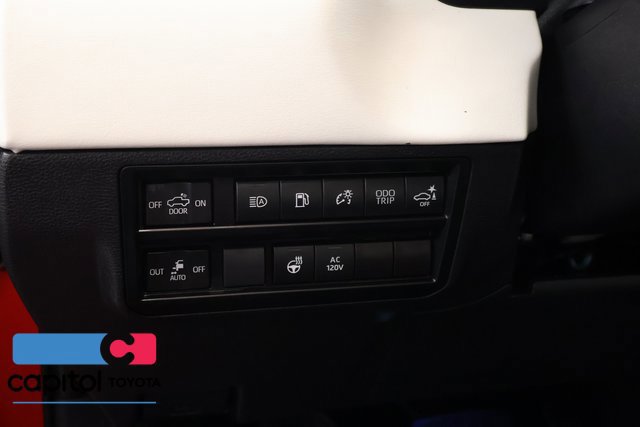 Used 2024 Toyota Tundra Capstone AWD/4WD image 16