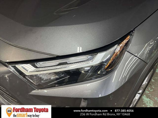 Certified 2025 Toyota RAV4 XLE AWD/4WD image 9