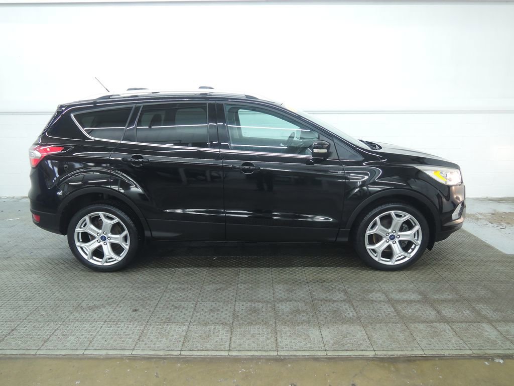 Used 2017 Ford Escape Titanium FWD image 2