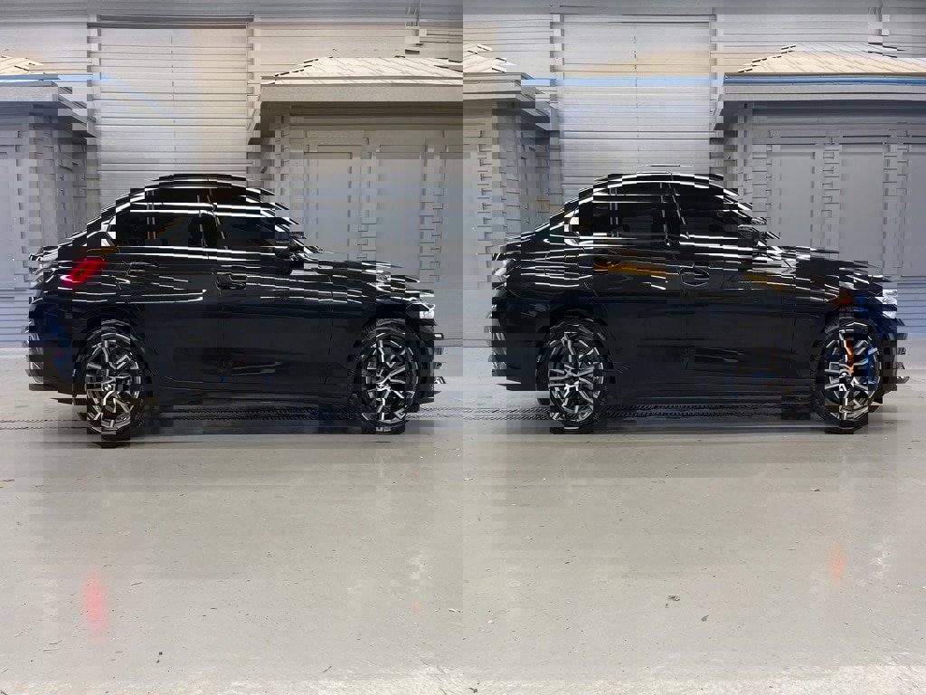 Used 2020 BMW 330i xDrive Sedan w/ Premium Package image 8