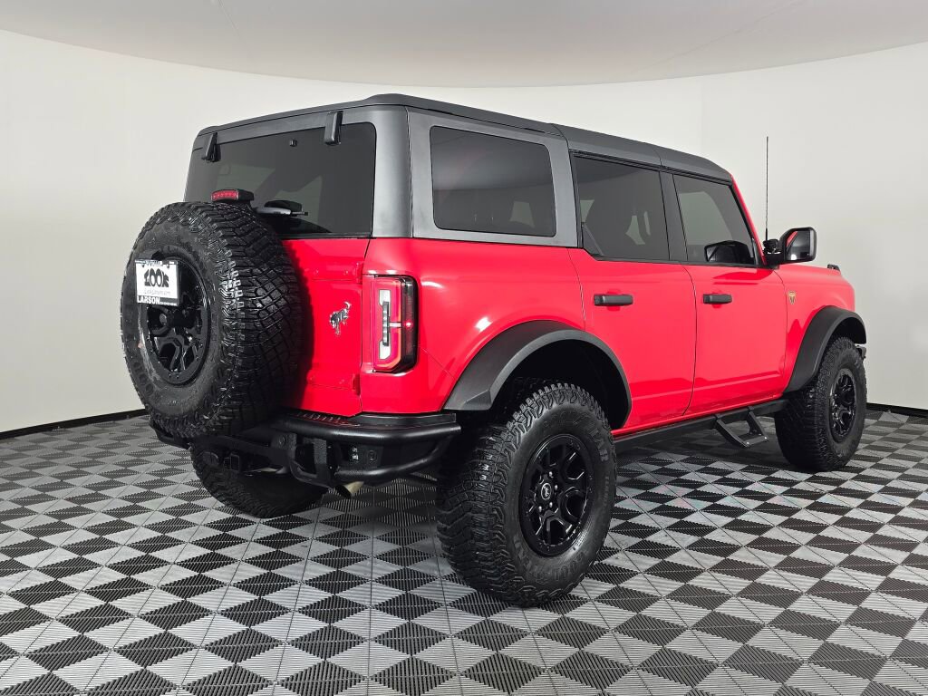 Used 2024 Ford Bronco Badlands w/ Sasquatch Package image 3