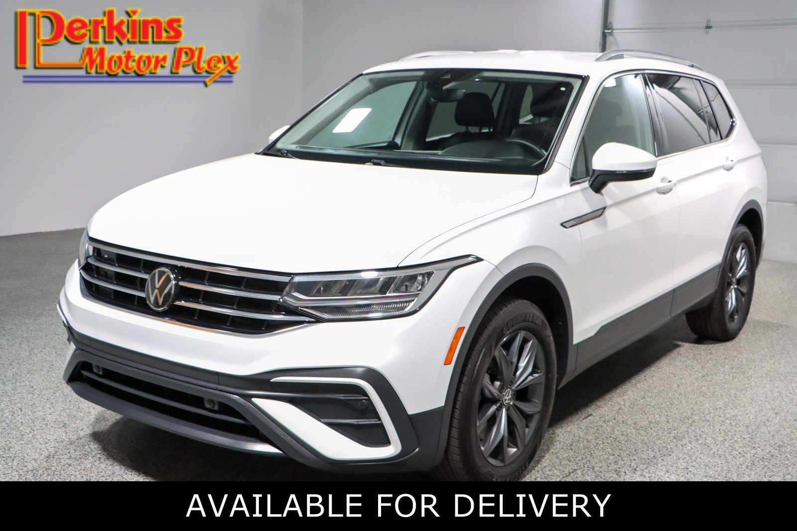 Used 2024 Volkswagen Tiguan SE