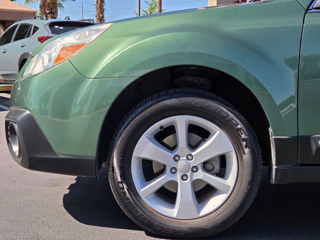 Used 2013 Subaru Outback 2.5i Premium w/ All-Weather Pkg AWD/4WD image 8