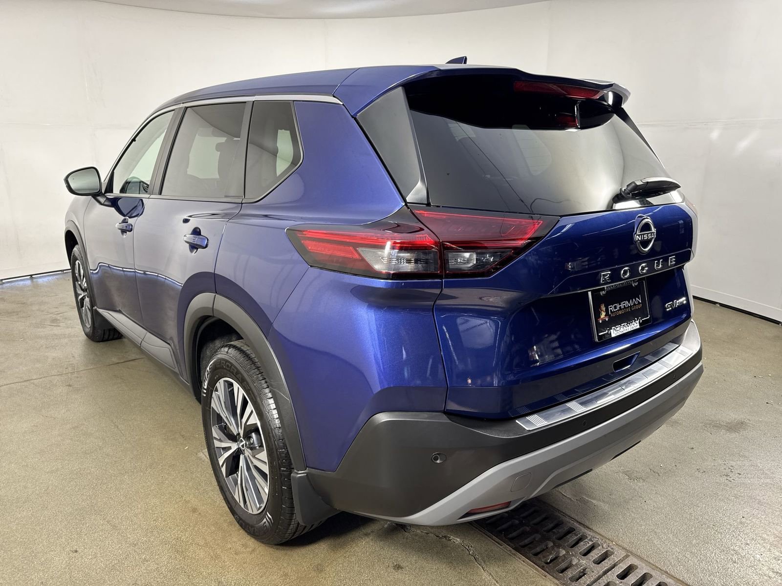 Certified 2022 Nissan Rogue SV AWD/4WD image 32