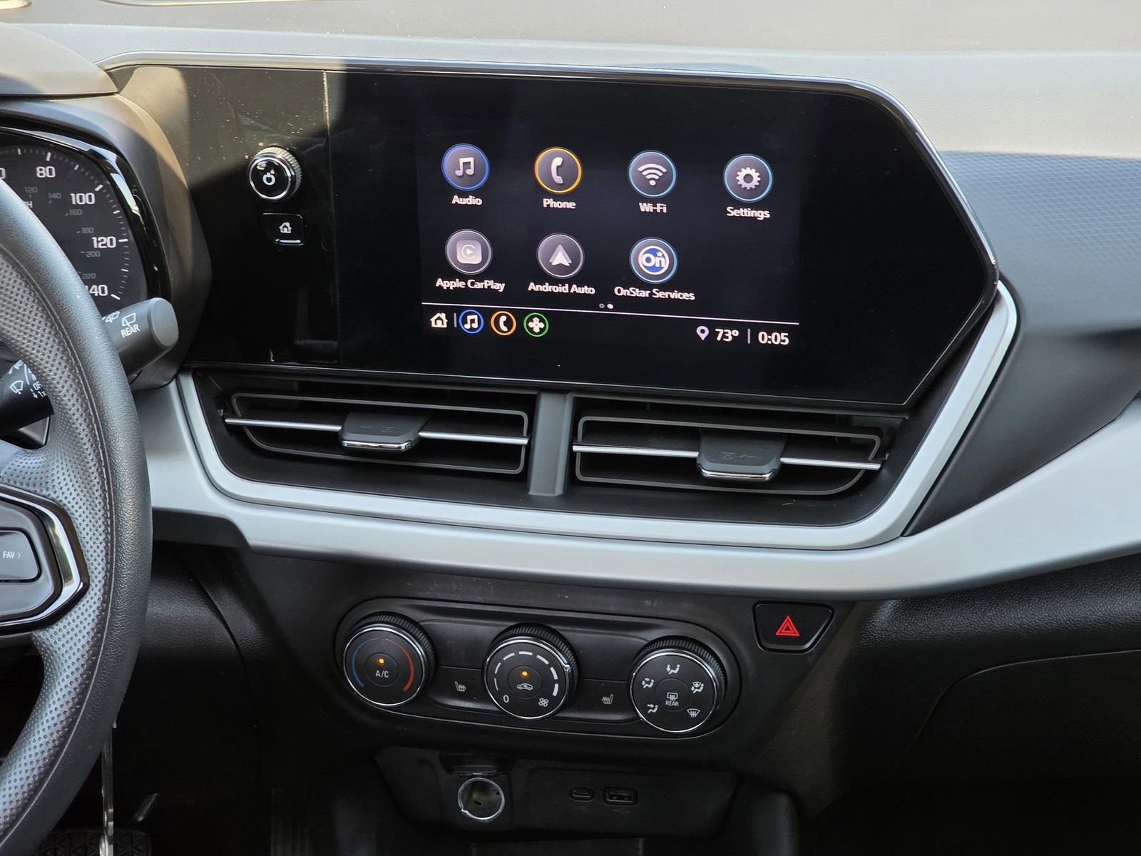 Used 2025 Chevrolet Trax LS w/ LS Convenience Package image 18