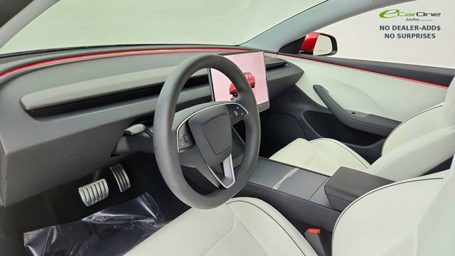 Used 2025 Tesla Model 3 Performance AWD/4WD image 18