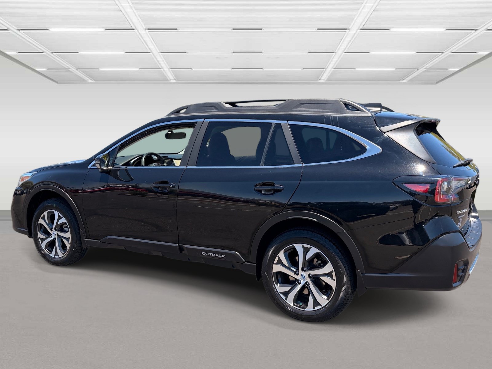 Certified 2021 Subaru Outback Limited w/ Popular Package #2 AWD/4WD image 3