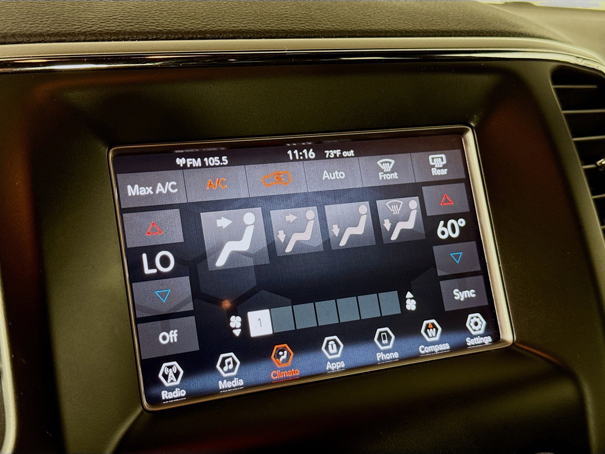 Used 2018 Jeep Grand Cherokee Laredo image 19