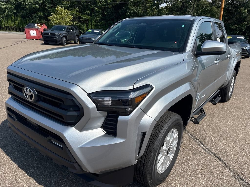 Used 2026 Toyota Tacoma 4x4 Double Cab image 2