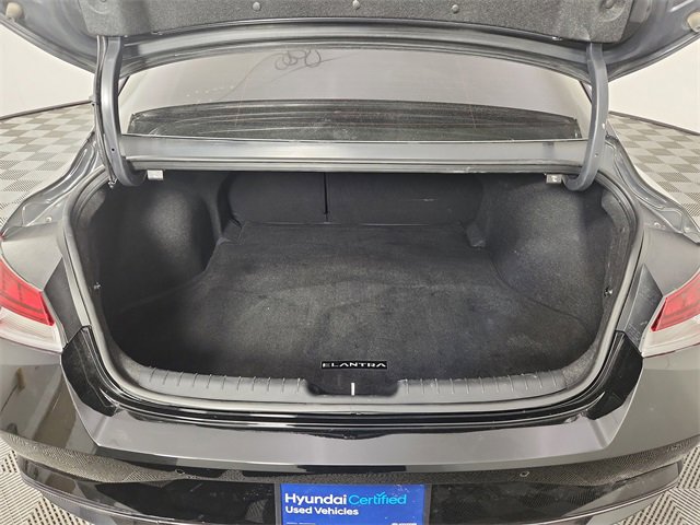 Certified 2023 Hyundai Elantra Limited w/ Cargo Package image 15