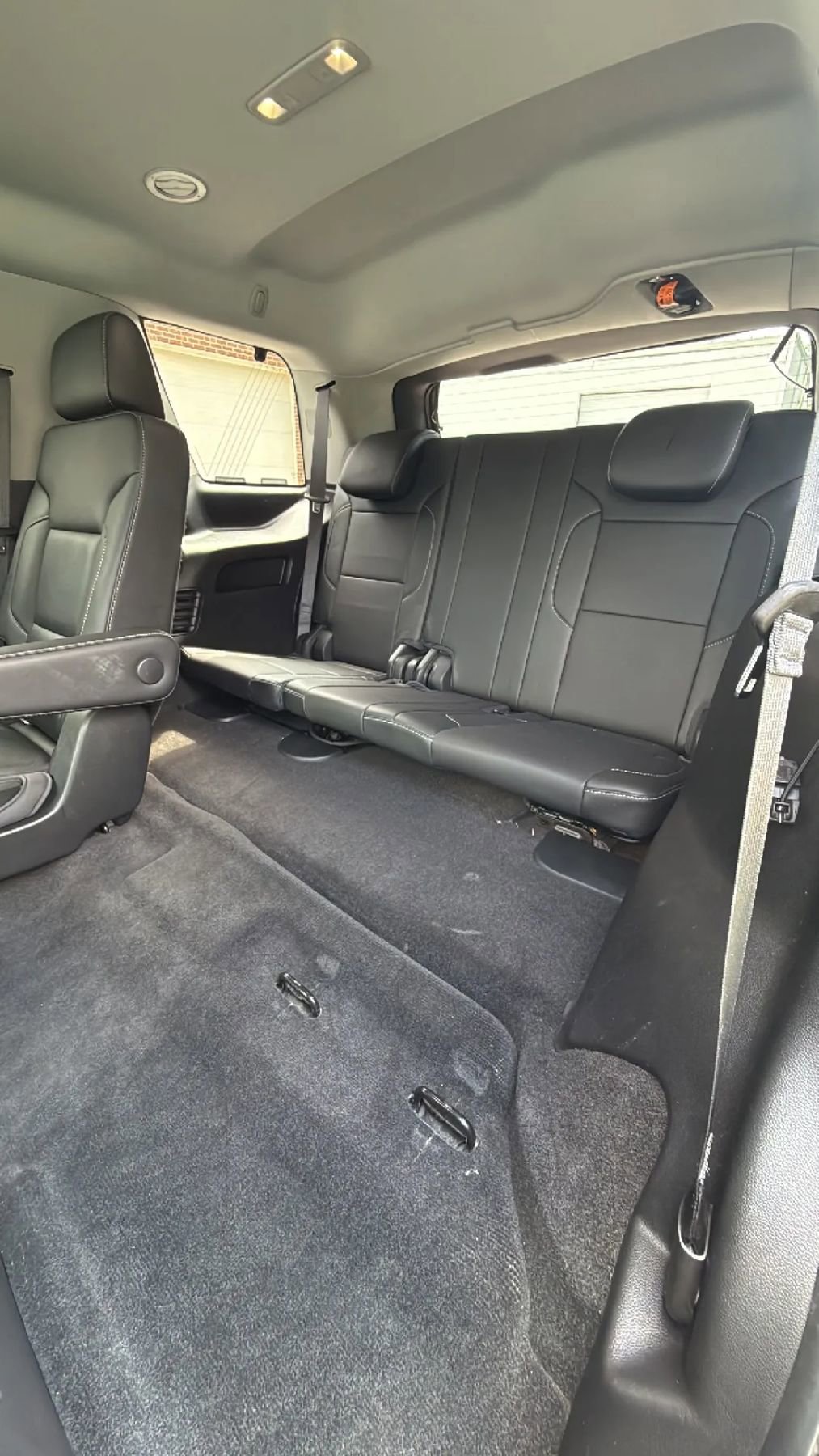 Used 2018 Chevrolet Tahoe Premier AWD/4WD image 35