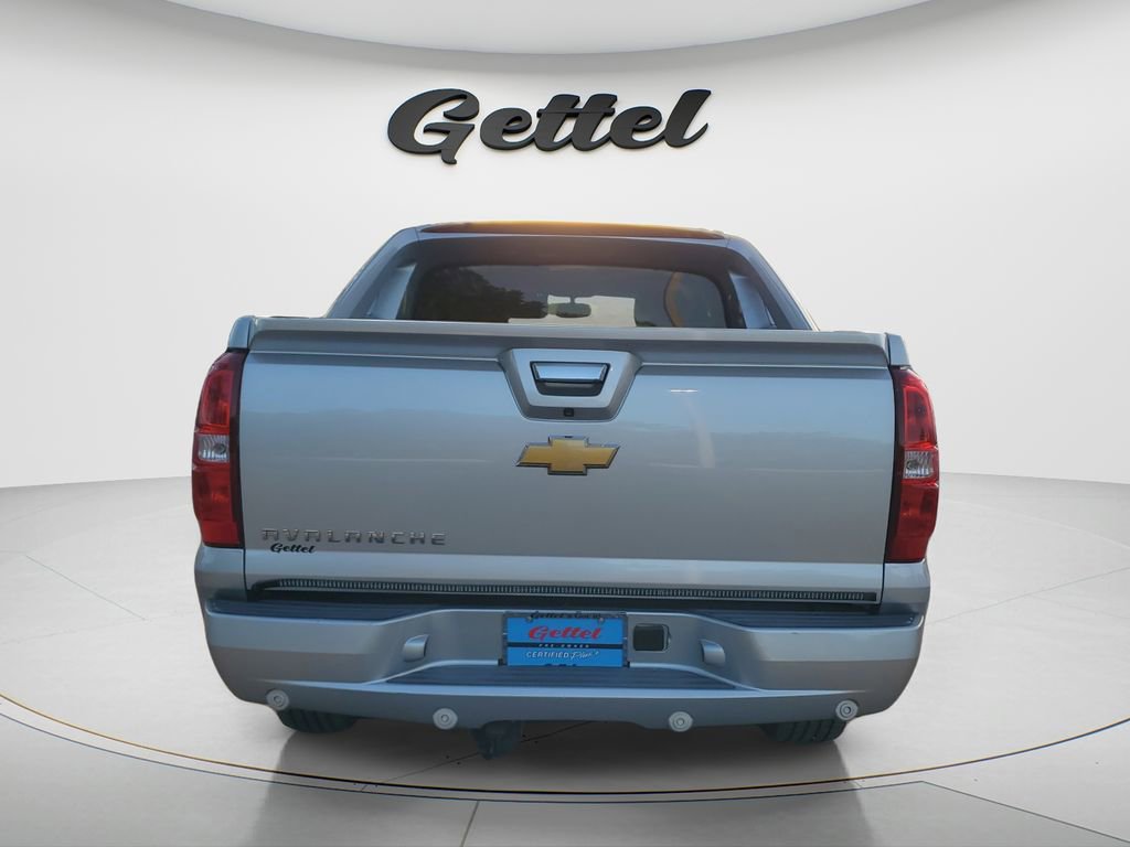 Used 2013 Chevrolet Avalanche LT w/ All-Star Edition image 13