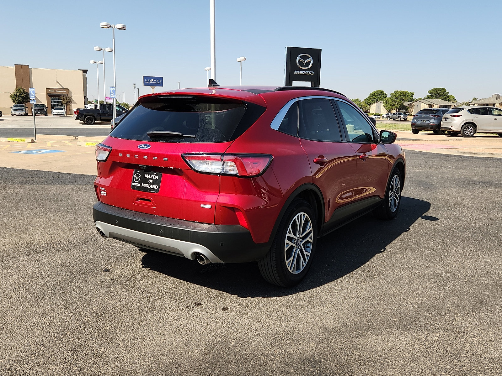 Used 2021 Ford Escape SEL w/ Technology Package FWD image 5