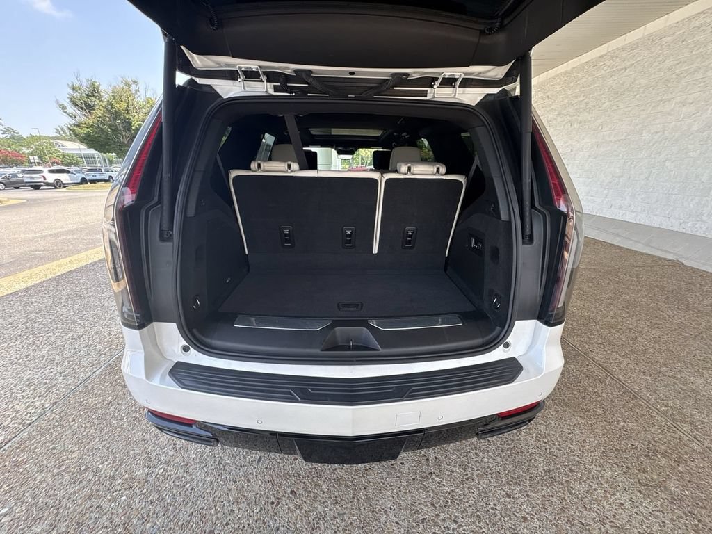 Certified 2021 Cadillac Escalade Sport w/ Driver Assist Tech Package RWD image 27