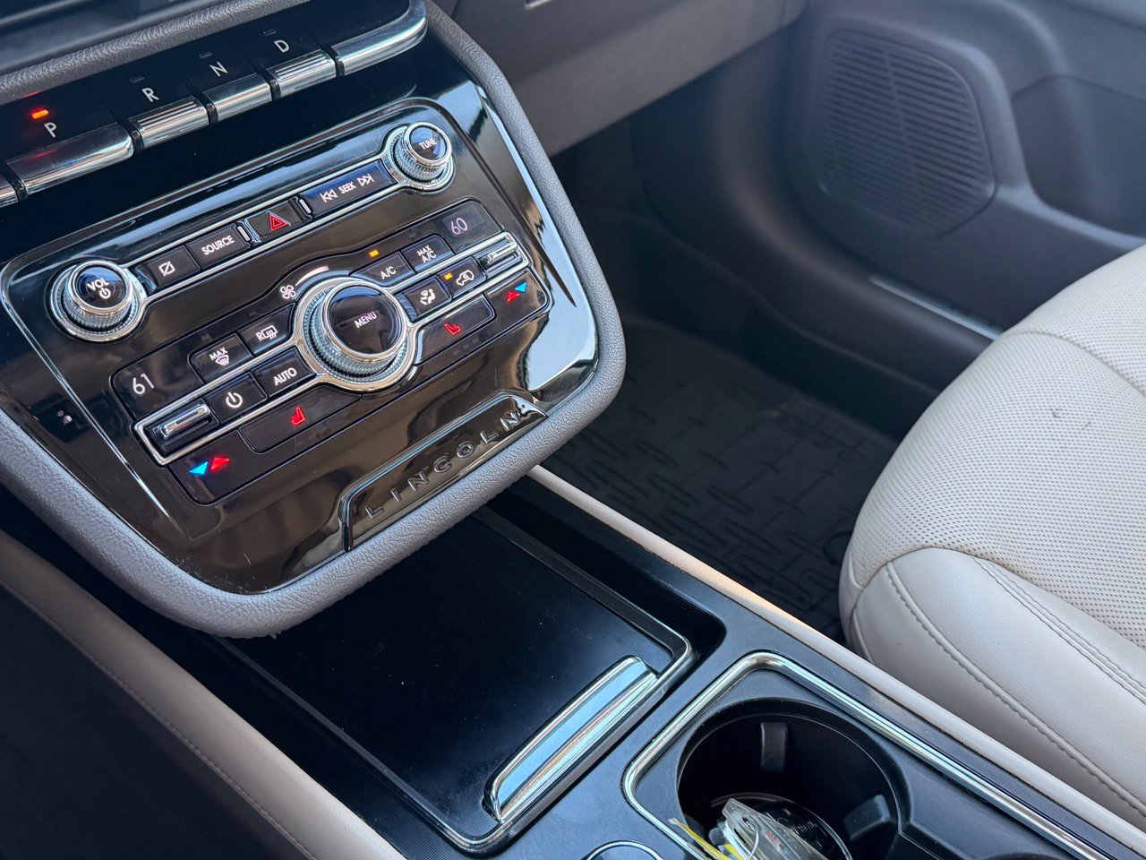 Used 2020 Lincoln Corsair FWD image 21