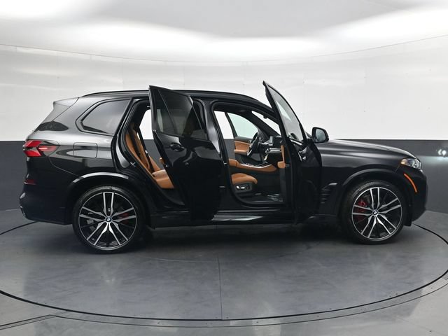 New 2026 BMW X5 xDrive40i w/ M Sport Package AWD/4WD image 39