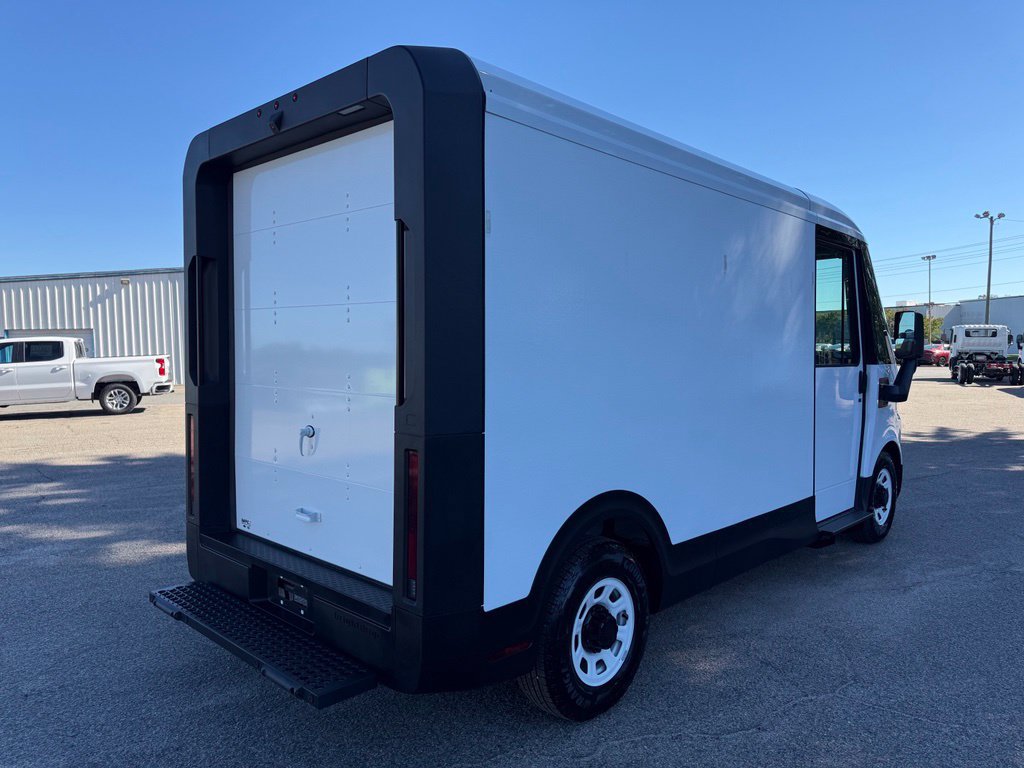 Used 2025 Chevrolet Brightdrop 400 w/ Battery Pack, Max Range AWD/4WD image 5