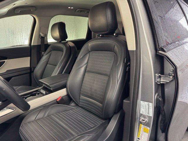 Used 2024 Lincoln Nautilus Reserve AWD/4WD image 21