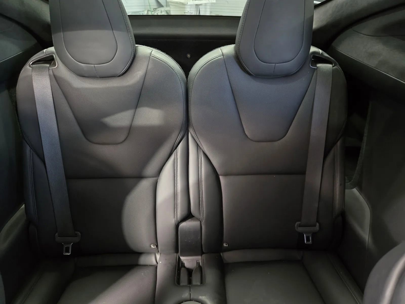 Used 2025 Tesla Model X AWD/4WD image 9