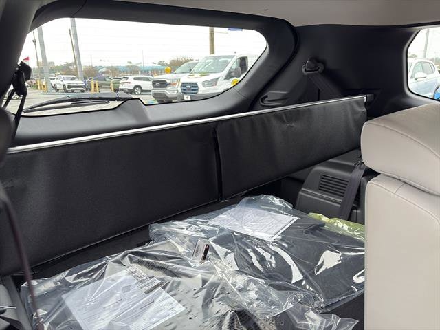 New 2026 Mitsubishi Outlander SEL image 12