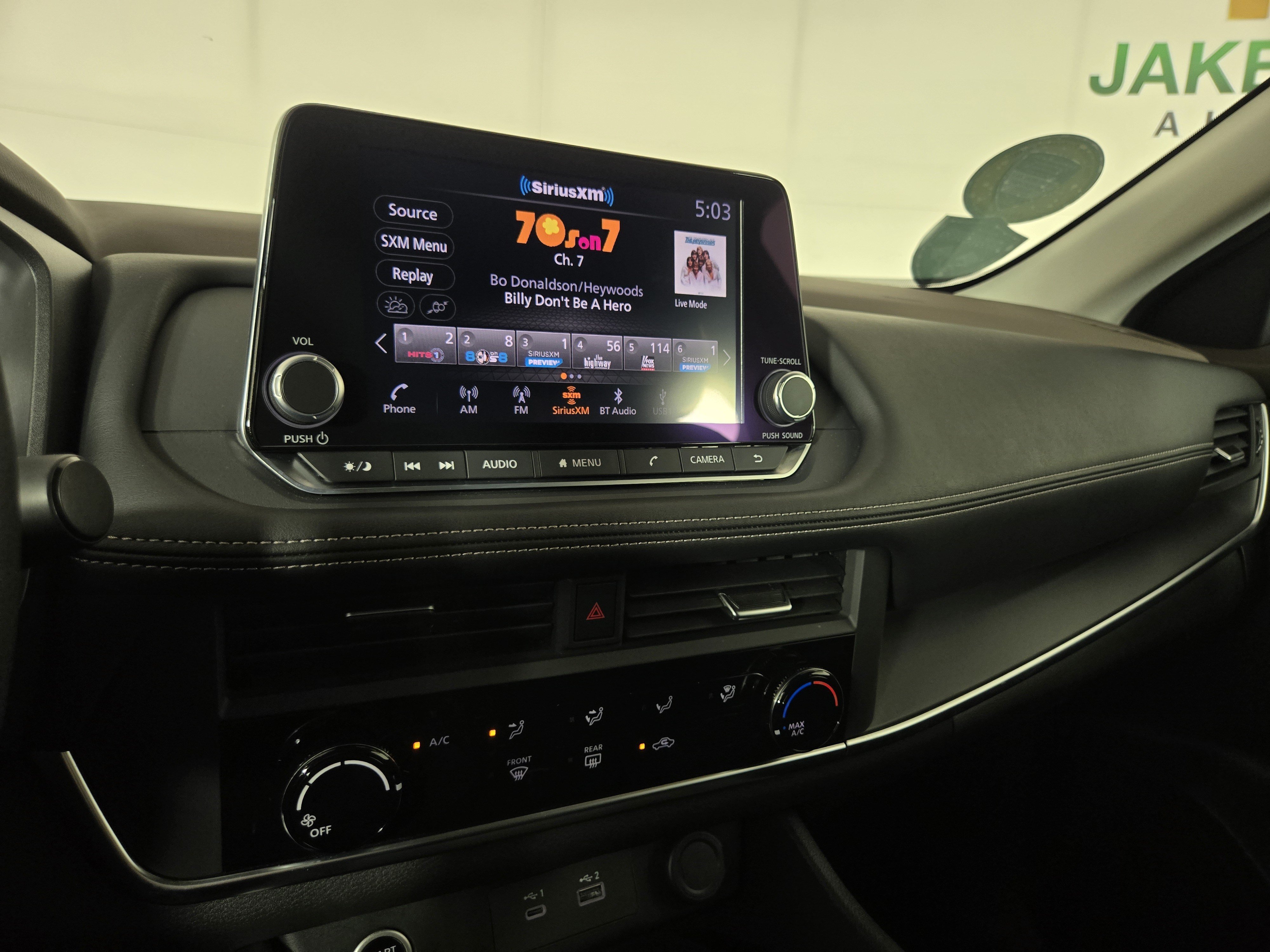Used 2023 Nissan Rogue S AWD/4WD image 20