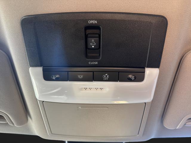 Used 2022 Nissan Altima 2.5 SV w/ SV Premium Package image 23