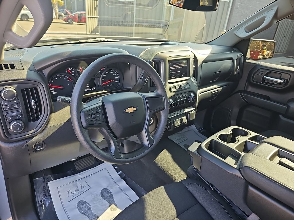 Used 2025 Chevrolet Silverado 1500 Custom w/ Turbomax Blackout Package image 22
