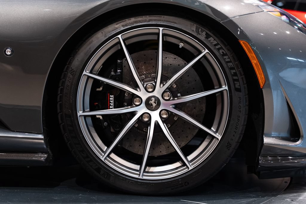 Certified 2023 Ferrari 812 GTS RWD image 16